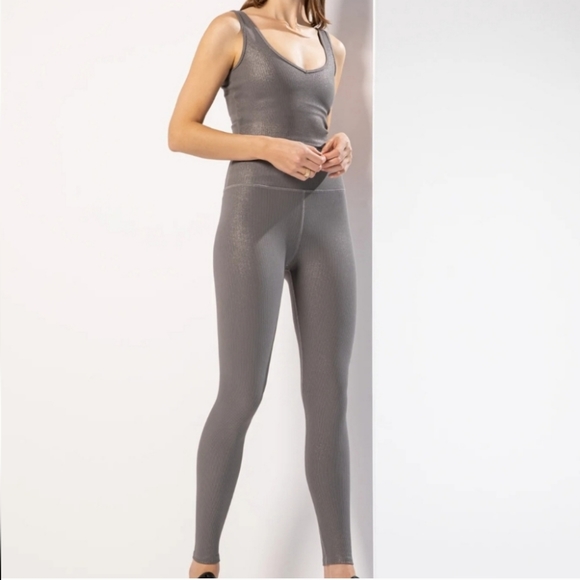 (2pcs)ONA by Yoon Chung Colorblock Ivory/Tan and Grey Shimmer Leggings - Picture 3 of 14